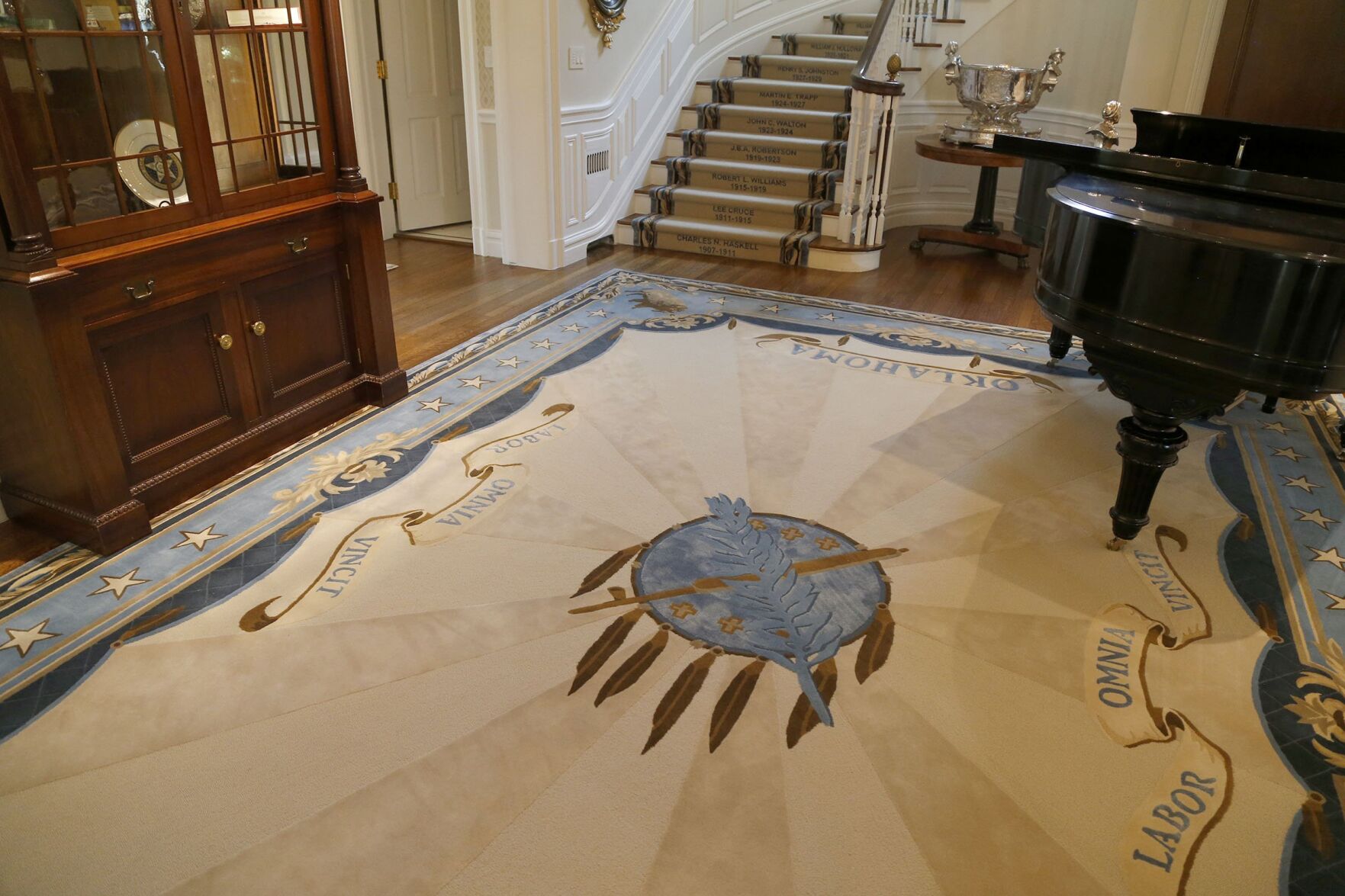Gov Mansion